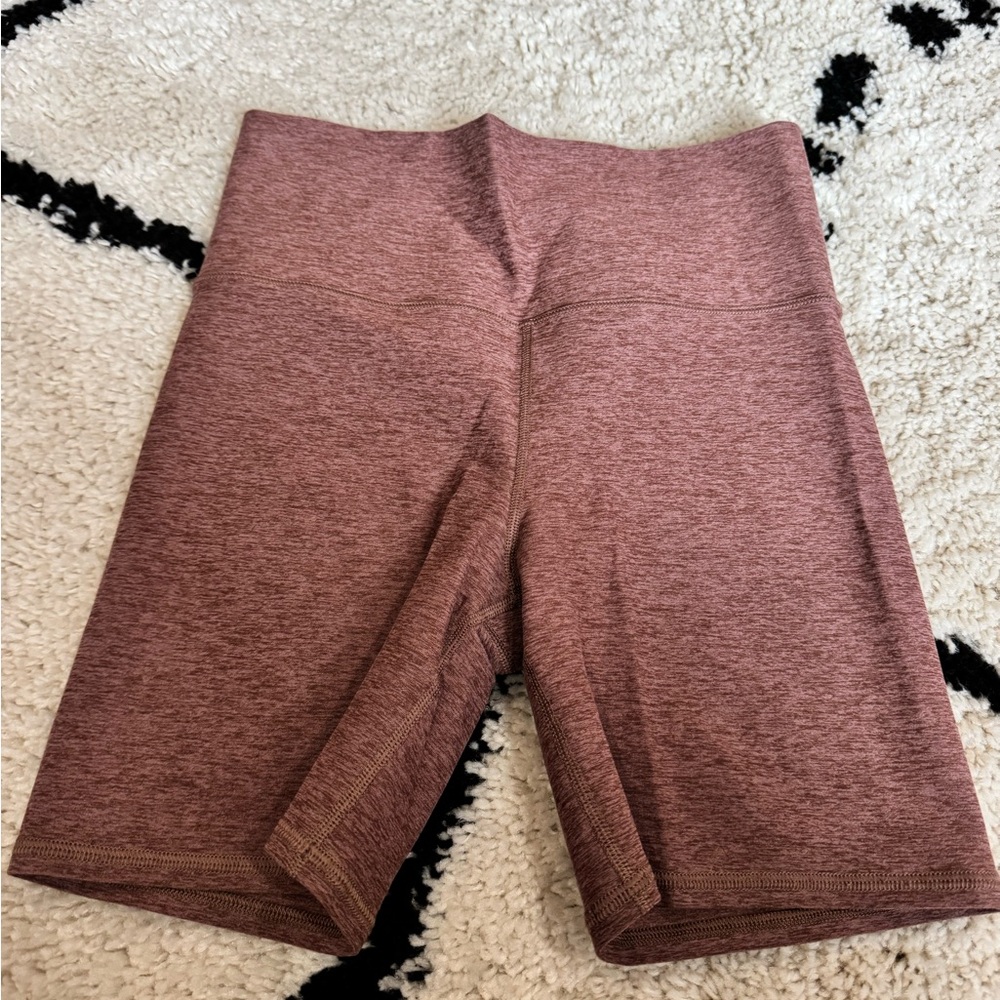 Vuori Women's Heathered Maroon 5” Bike Shorts